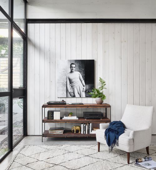 Danya Chair