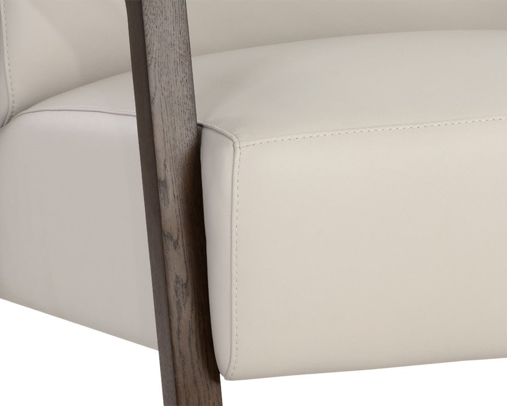 Neymar Lounge Chair
