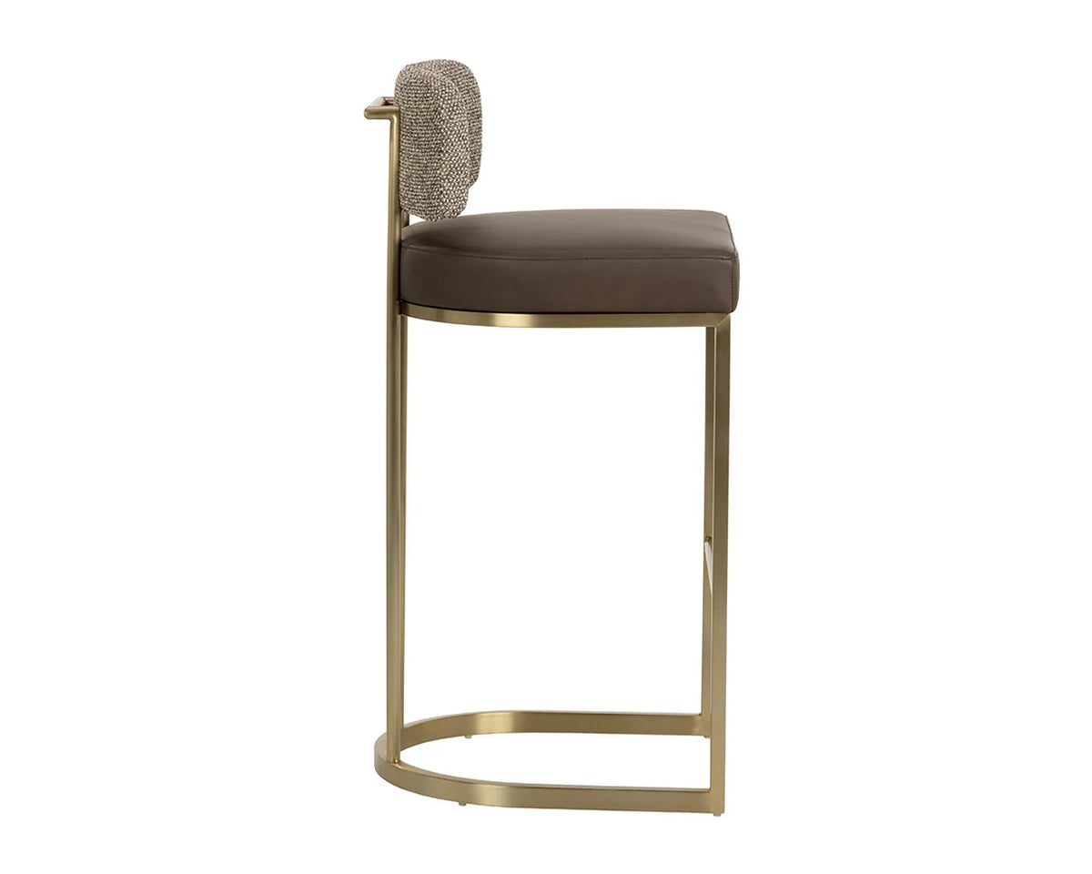 Larissa Barstool