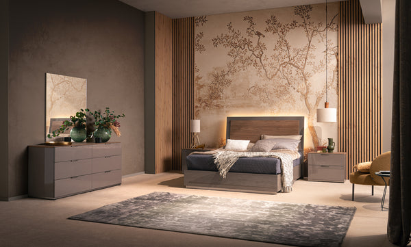 Fifth Avenue King Bed