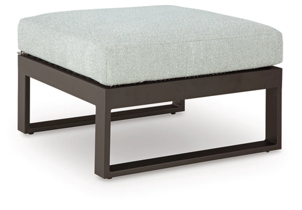Beachloft Ottoman