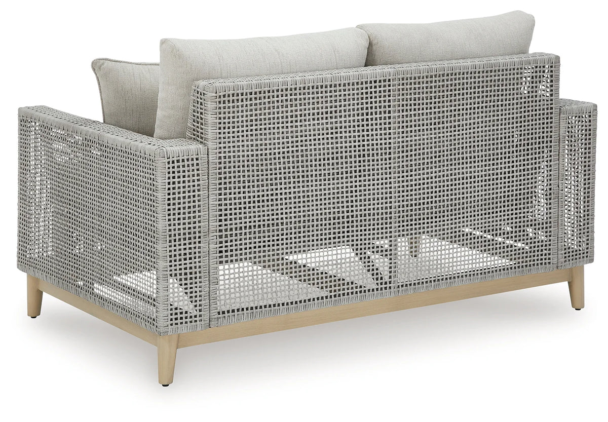 Seton Creek Loveseat