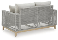 Seton Creek Loveseat