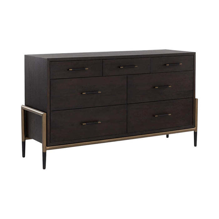 Weldrick Dresser