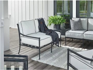 Seneca Loveseat